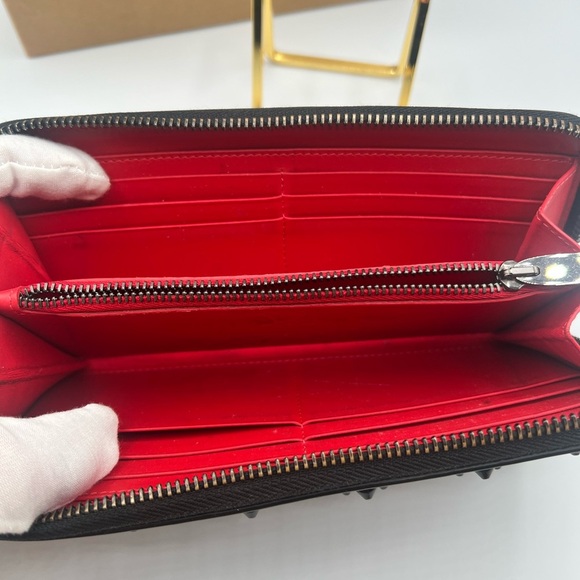 Christian Louboutin Panettone Zip Around Wallet - includes box and dust bag - Picture 9 of 16